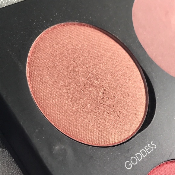 CAO cosmetics Cheek Color palette - Picture 4 of 5